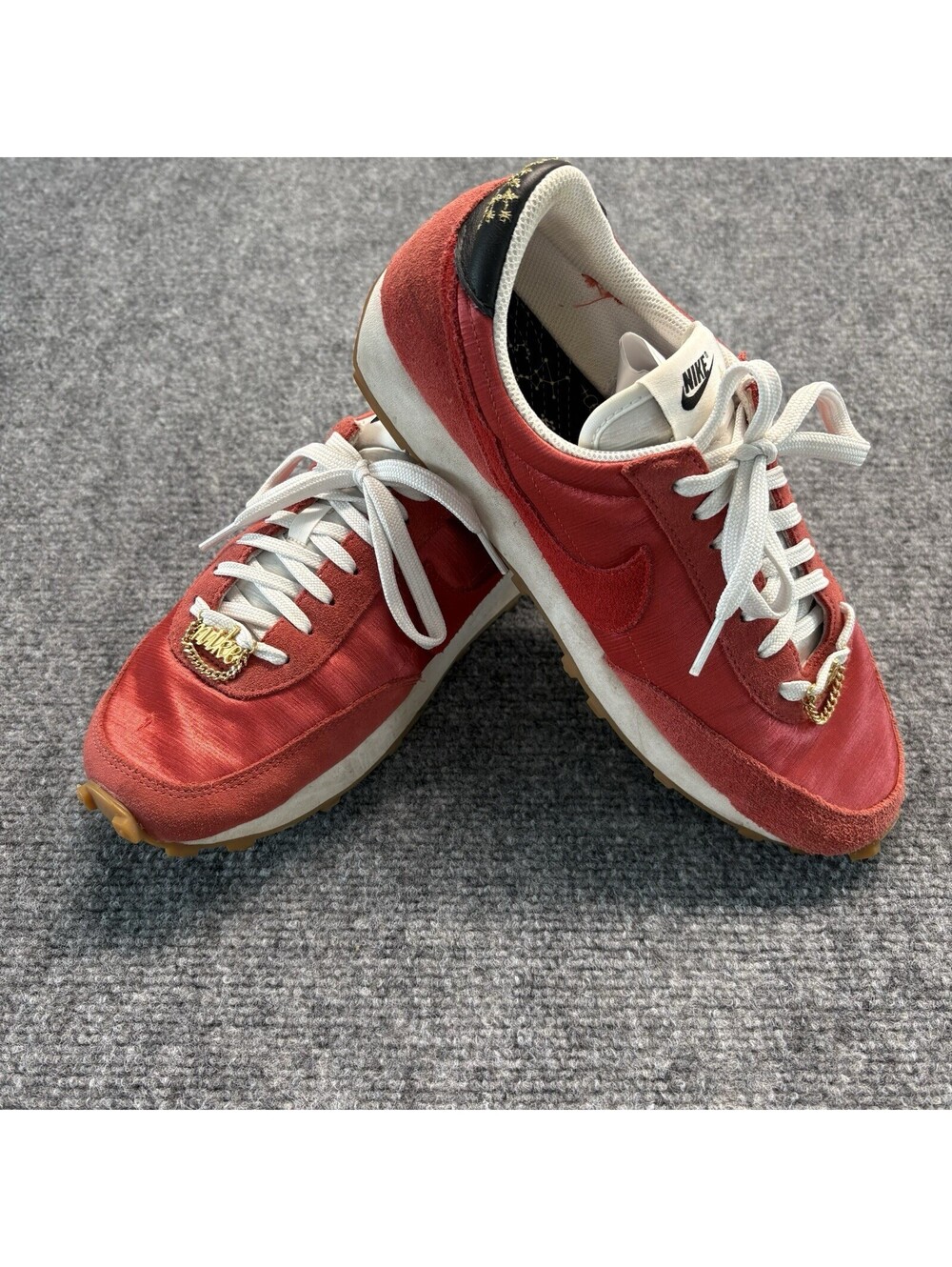 Nike Red Astrology Daybreak Martian Sunrise Womens Sneakers Size 10 Vintage 0641